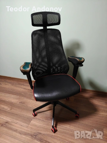 Стол Ikea Matchspel, снимка 2 - Столове - 53134369