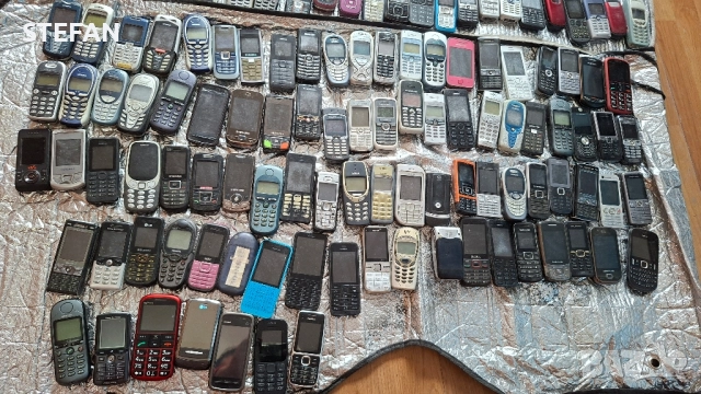 Колекция GSM апарати NOKIA,SIEMENS,SONY ERICSON и др.,