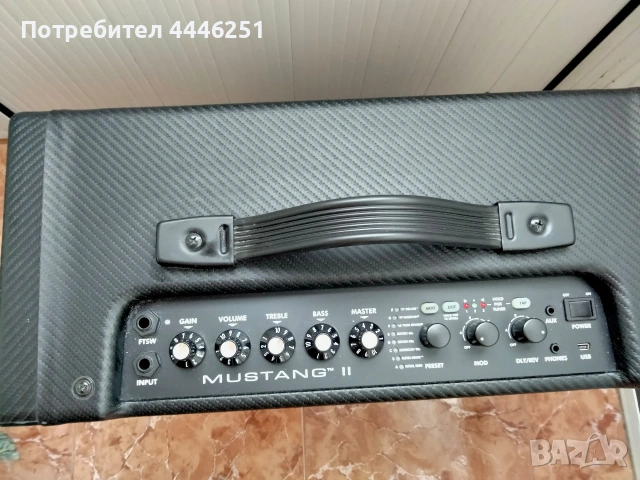 Fender Mustang II (40W) с 12 инчов говорител , снимка 3 - Китари - 53213053