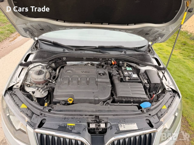 Skoda Octavia 1.6 TDI Ambition 105кс комби EURO 5, снимка 7 - Автомобили и джипове - 54025759