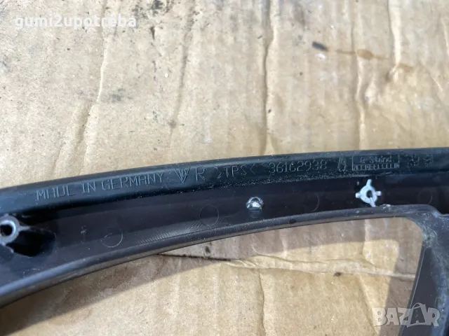 Лайсна Задна Дясна Врата 7P5837248 Porsche Cayenne 3.0D 92A/2012г, снимка 4 - Части - 49625453