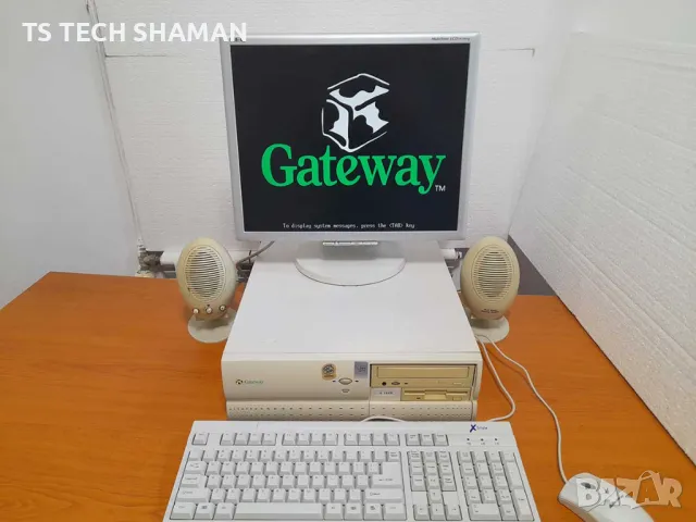 ⭐Продавам ретро компютър Intel Gateway USA с много игри!⭐, снимка 2 - Геймърски - 47189809