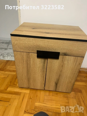 Продавам скрин в отлично състояние без забележки купен преди две седмици