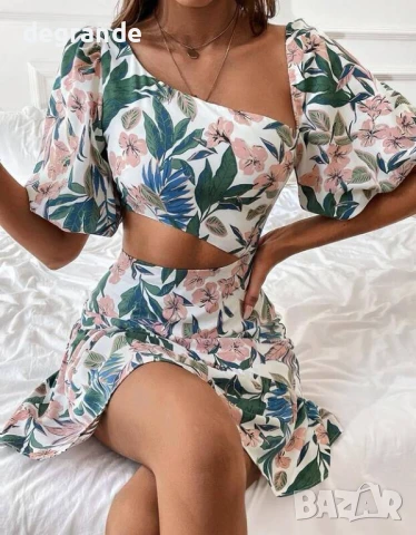 Раздвижен флорален модел рокля, снимка 2 - Рокли - 50796835