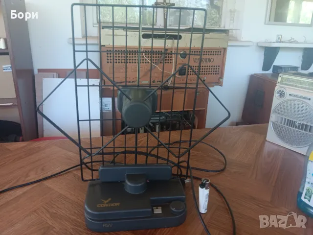 Немска стайна антена с усилвател