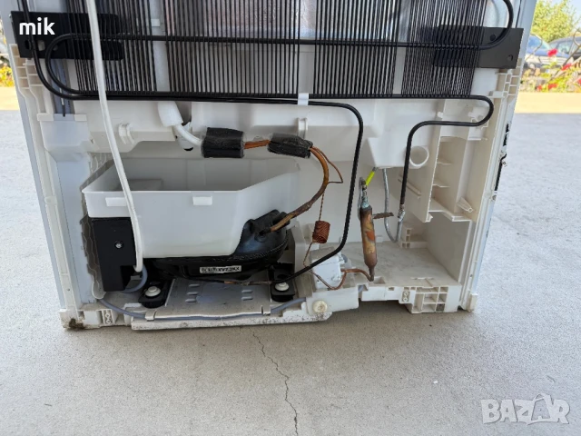 Фризер Миеле NO Frost 176 см Инверторен мотор, снимка 9 - Фризери - 50765741