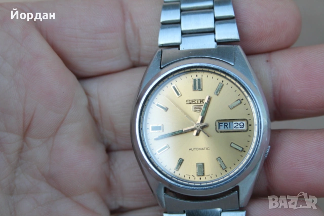 Мъжки автоматичен Японски часовник ''Seiko 5'' 
