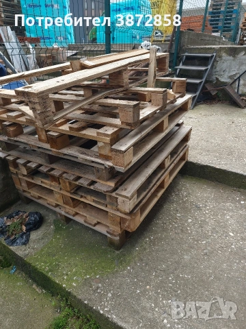 палети , снимка 2 - Друго търговско оборудване - 53772777