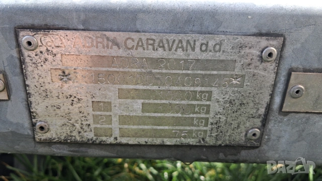 Каравана Adria 5001DD, снимка 6 - Каравани и кемпери - 53399230