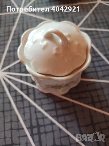 Чашки за кафе ,чинийки и каничка за мляко, снимка 8 - Чаши - 50771337