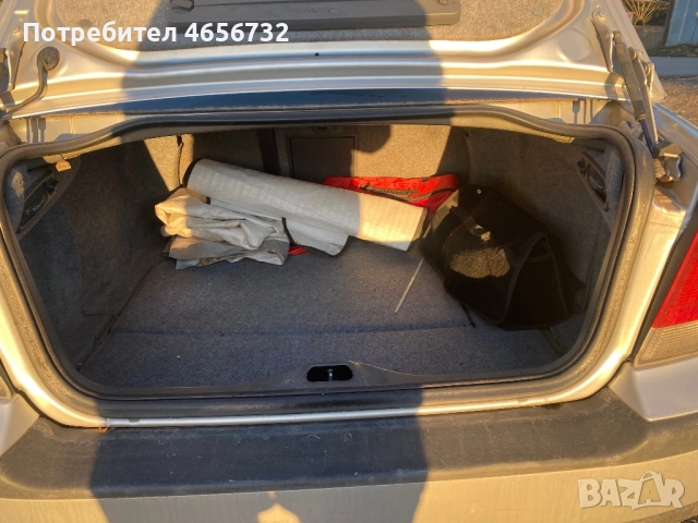 Продавам Волво S60 2.4D, снимка 8 - Автомобили и джипове - 52486670