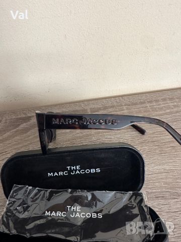 Слънчеви очила Marc Jacobs, снимка 4 - Слънчеви и диоптрични очила - 45718651