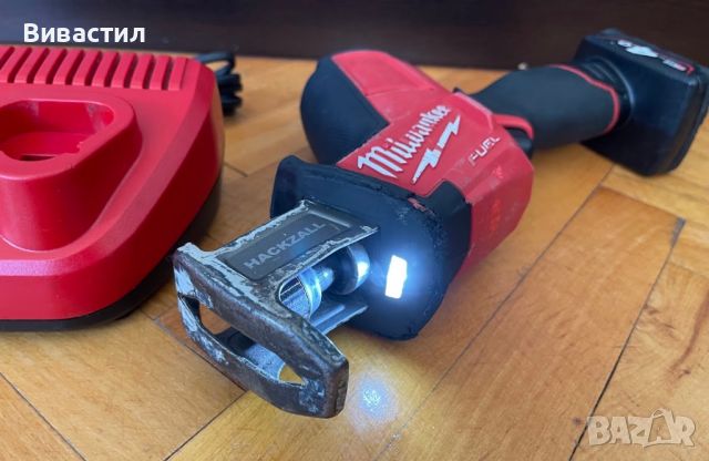 Акумулаторен безчетков саблен трион Milwaukee M12CHZ, снимка 2 - Други инструменти - 45196226