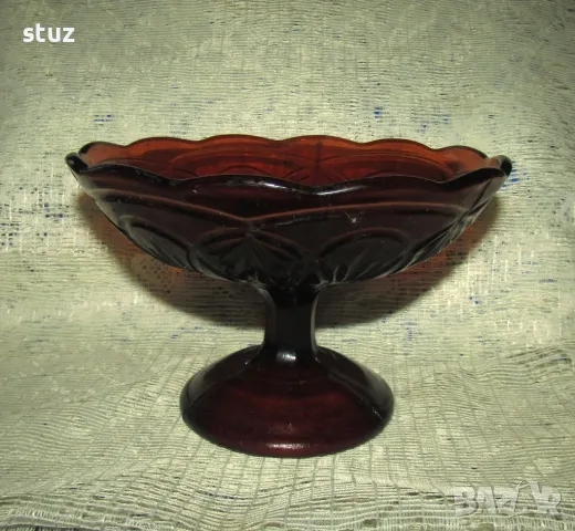 Стъклена фруктиера