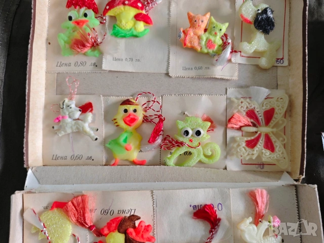 Продавам мартеници от НРБ с фигури , снимка 7 - Колекции - 53620699