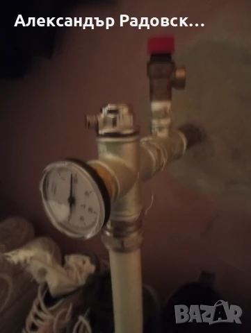 Комплект  от обезвъздушител, предпазен клапан и манометър , снимка 3 - Други стоки за дома - 50448327