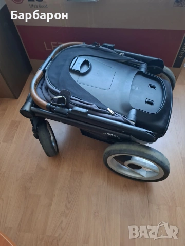 Количка Mutsy i2, снимка 3 - Детски колички - 53698256