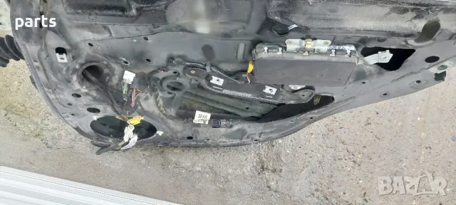 Задна Дясна Врата
Мерцедес CLS W219 , снимка 4 - Части - 50417001