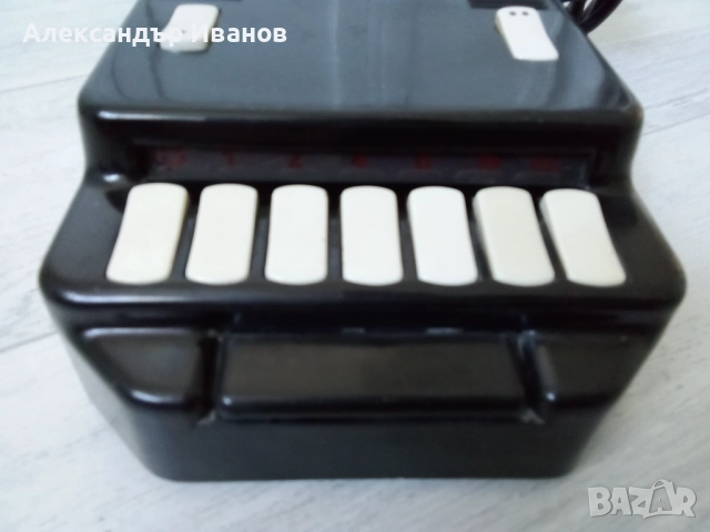 Стар бакелитов електроуред,таймер,часовник 1965 г., снимка 3 - Антикварни и старинни предмети - 51951522