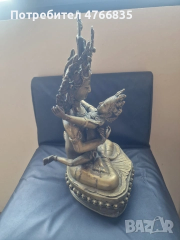 Голяма бронзова статуетка , снимка 4 - Антикварни и старинни предмети - 53974100