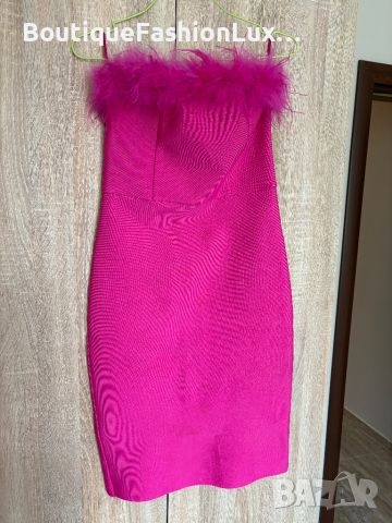 Дамска бандажна рокля с естествени пера, снимка 2 - Рокли - 46415666