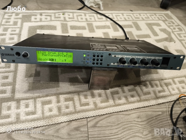 YAMAHA FS 1R, снимка 13 - Ресийвъри, усилватели, смесителни пултове - 52471371