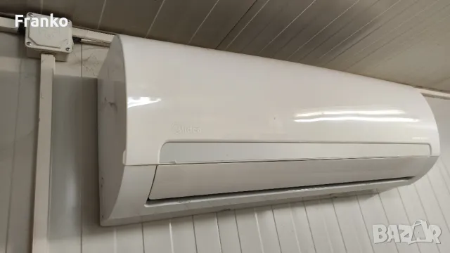 Midea 9000 BTU inverter Quattro 2бр В гаранция, снимка 5 - Климатици - 47430645