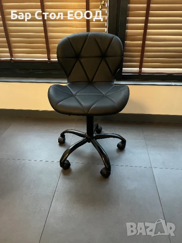 Стол на колелца Avenue bkack, снимка 3 - Столове - 50937260