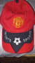 Продавам шапка на Manchester United 