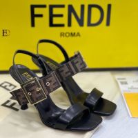 Дамски обувки с ток Fendi, снимка 1 - Дамски обувки на ток - 45206788