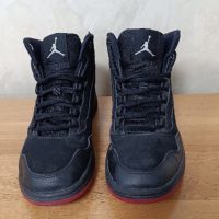 Nike Air Jordan Executive Bred, снимка 1 - Маратонки - 45760816