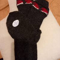 Ръчно плетени мъжки коледни чорапи размер 42 и 43, снимка 3 - Мъжки чорапи - 44941121
