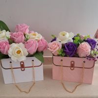 Чанта със  сапунени  цветя. , снимка 2 - Подаръци за жени - 45803904