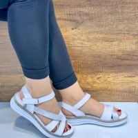 Дамски сандали от естествена кожа в бяло , снимка 1 - Сандали - 45354669
