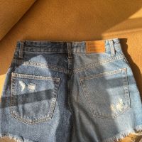 Къси панталони  Bershka, снимка 2 - Къси панталони и бермуди - 45176495