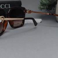 слънчеви очила с кутия на марката и кърпичка на едро , снимка 3 - Слънчеви и диоптрични очила - 45042082