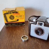 Ретро Kodak Brownie Holiday Camera1950г. No.179

, снимка 2 - Фотоапарати - 45684694