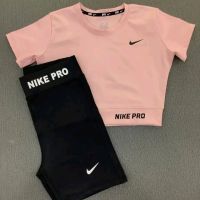 Дамски Екипи NIKE , снимка 4 - Спортни екипи - 46103047