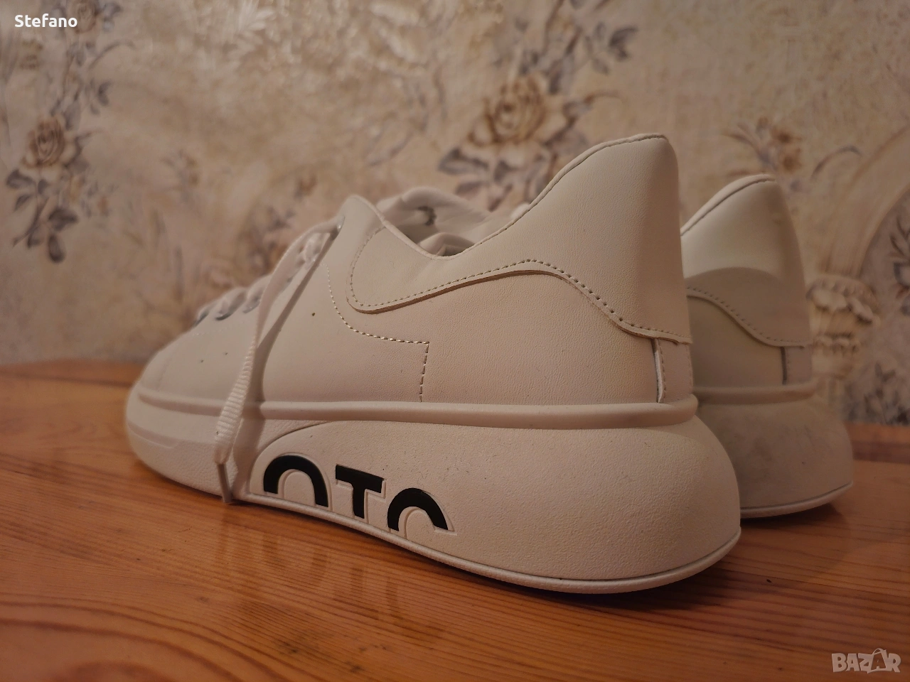 Бели Мъжки маратонки, снимка 1