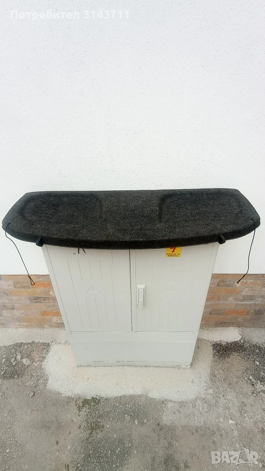 Кора за багажник тойота ярис 2002г, снимка 1