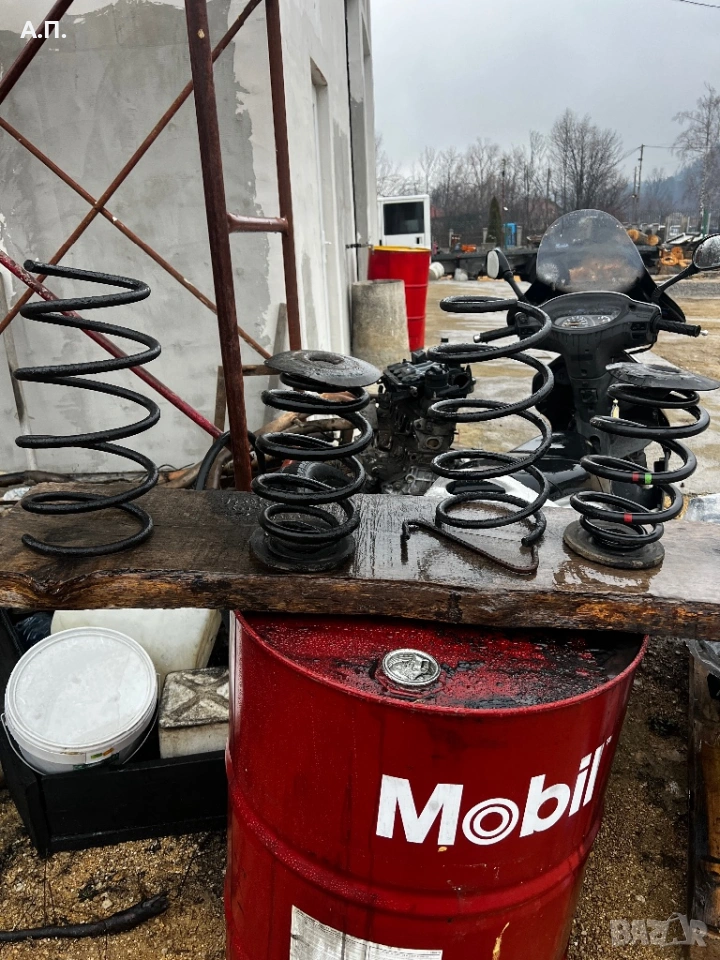 Пружини за bmw e36, снимка 1