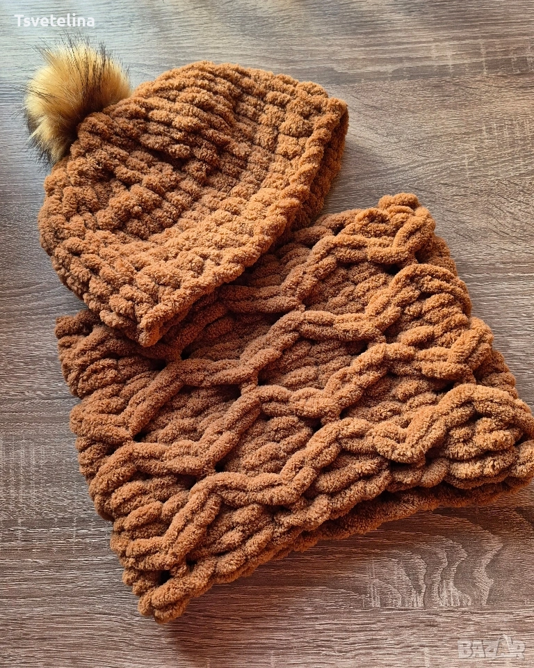 Шал и шапка в кафяв земен цвят , снимка 1