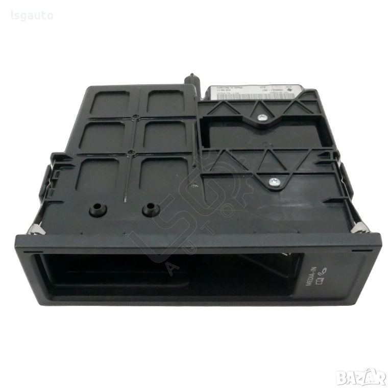 Конзола с модул мултимедия Volkswagen Passat (B7) 2010-2014 ID: 154292, снимка 1