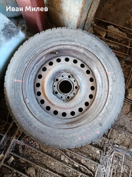 резевна гума джанта за БМВ 1, снимка 1