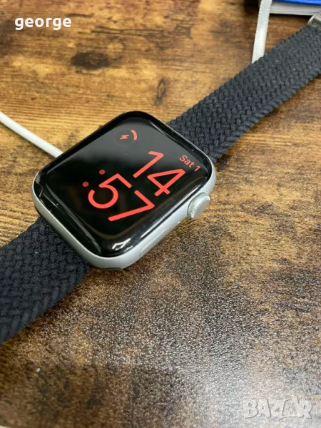 Смарт часовник Apple Watch SE за части, снимка 1