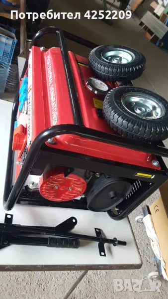 Продавам генератор за ток 3,5 кв от Германия нов, снимка 1