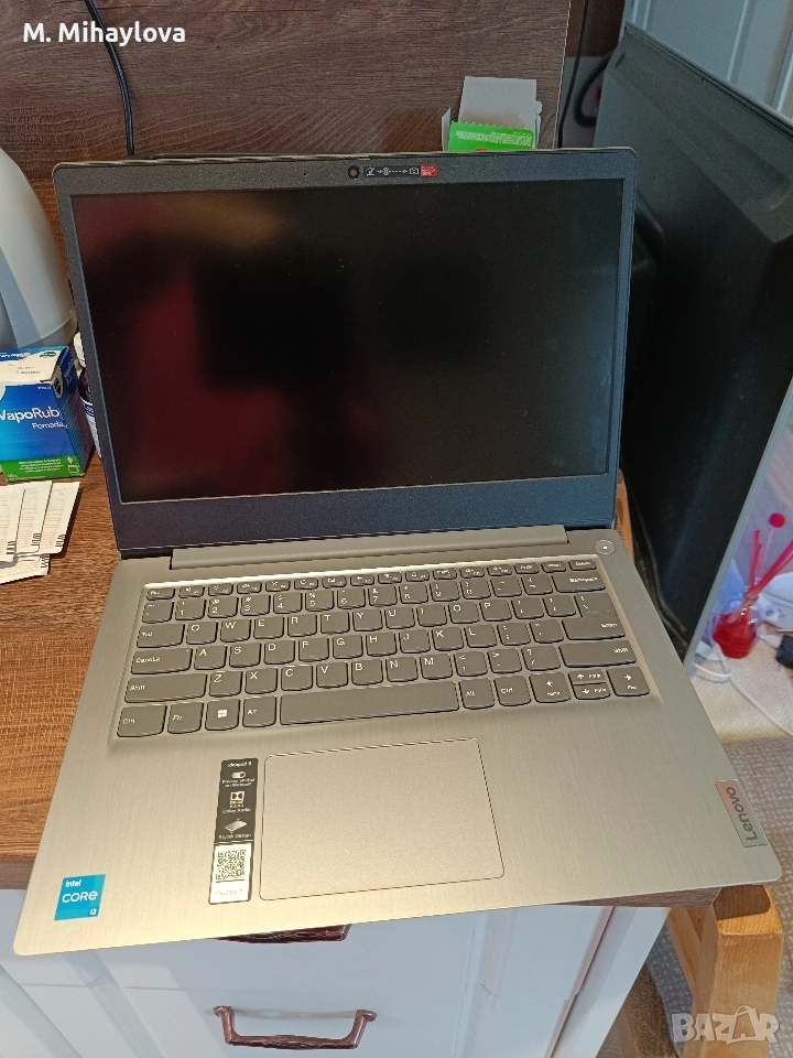 Продавам лаптоп, снимка 1
