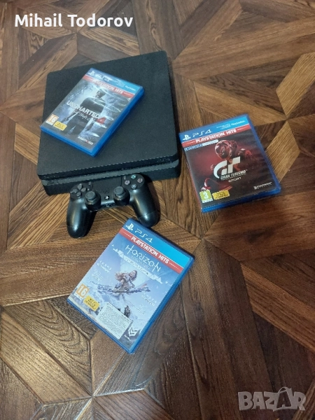 Ps4 slim с контролер и отделни игри, снимка 1