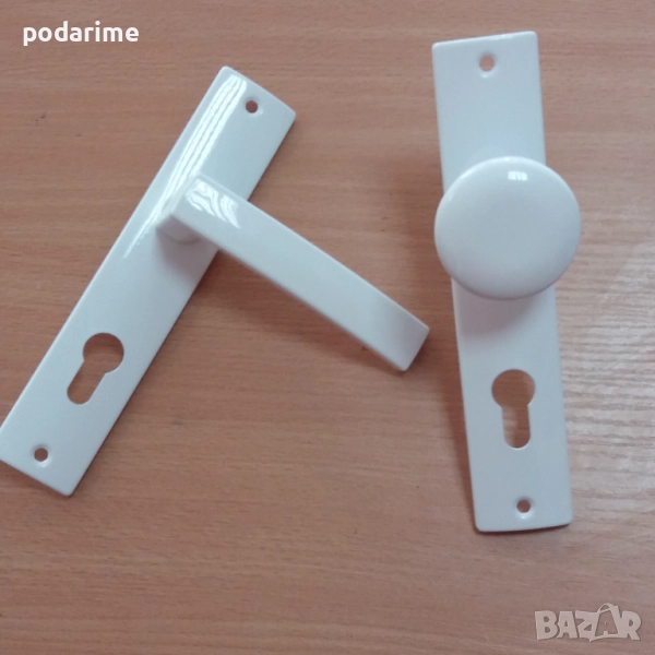 Дръжка с топка - 70 мм междуцентрие, бяла, снимка 1