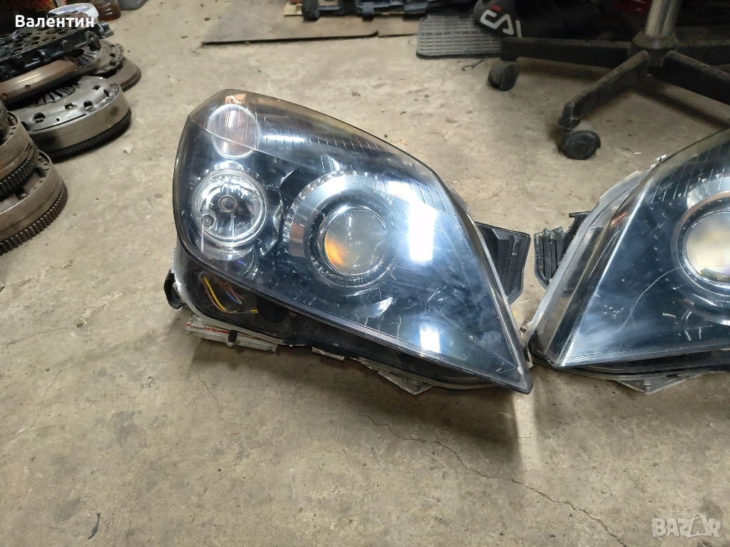 AFL десен фар за Opel Astra H , снимка 1